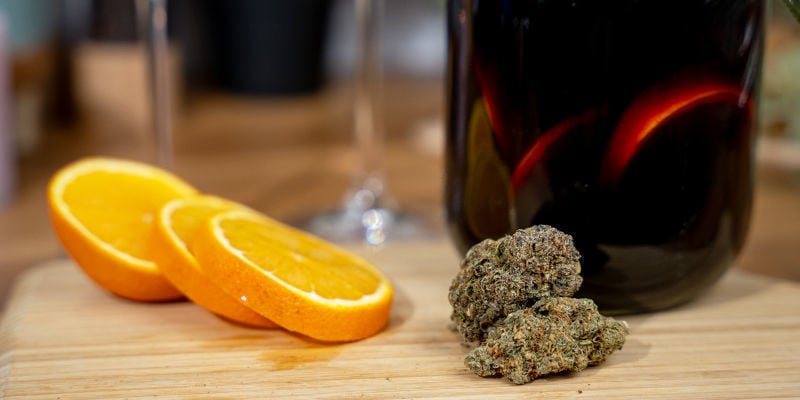 Vino De Marihuana: Un Elixir Antiguo