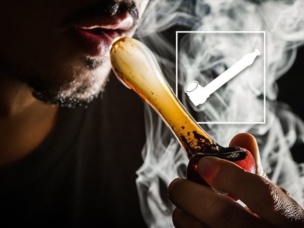 Bong: Cómo se usa para Fumar, Cómo se Limpia y Cómo Hacer uno en Casa